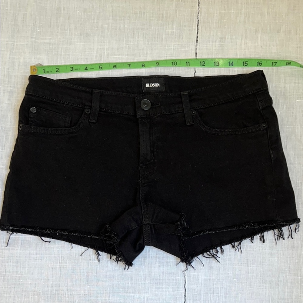 EUC Hudson Jeans Black Jean Shorts frayed raw hem Size 27